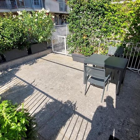 Moderno Appartamento Tra Stazione Centrale E Loreto Milan Bagian luar foto